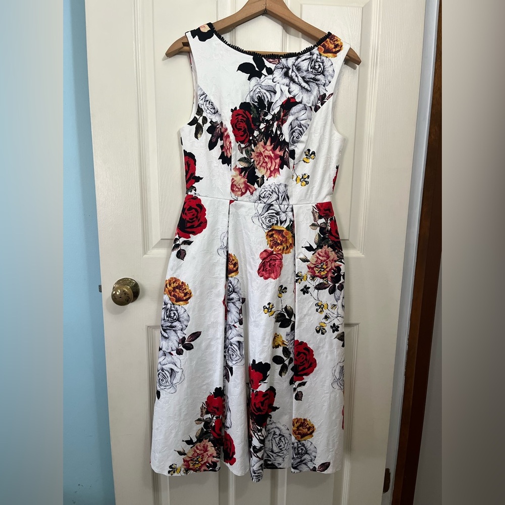 Adrianna Papell Rose floral Jacquard Dress